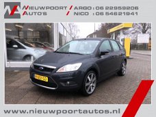 Ford Focus - 1.6 TDCi Ghia Trekhaak, Leer, Lmv 18 Inch