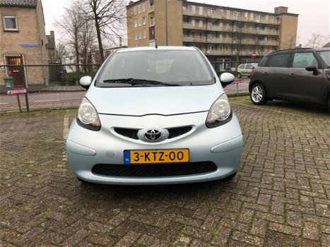 Toyota Aygo - 1.0-12V 5 DRS AIRCO STUURBEKRACHTING KM 51280 - 1