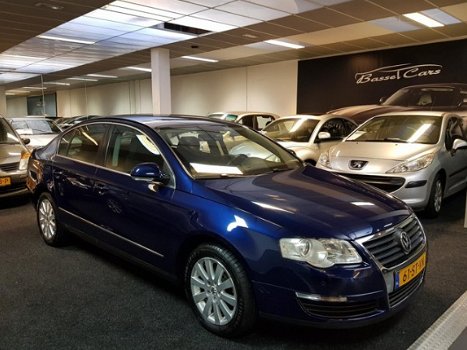 Volkswagen Passat - 2.0 FSI 110KW Comfortline, NAP - 1