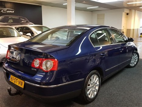 Volkswagen Passat - 2.0 FSI 110KW Comfortline, NAP - 1