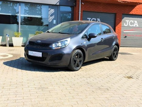 Kia Rio - €7500, - 1.1i CRDI - 1