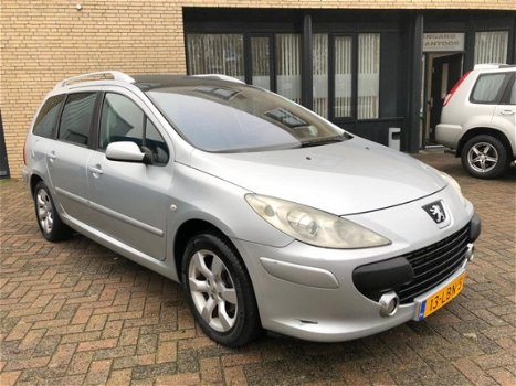 Peugeot 307 SW - 2.0-16V XSi STOELVERWARMING, PANORAMADAK - 1