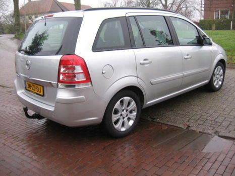 Opel Zafira - 1.8 Temptation - 1