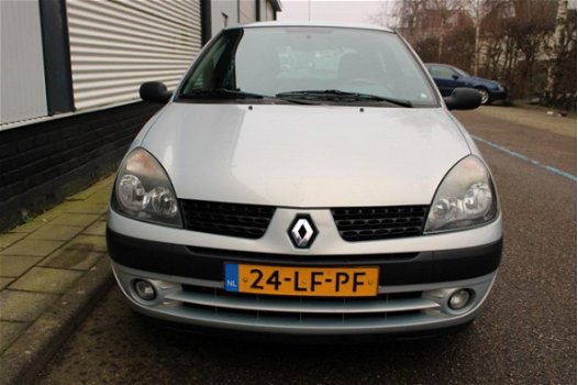 Renault Clio - 1.2-16V Dynamique /AIRCO/NIEUWE APK - 1