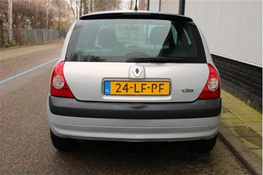 Renault Clio - 1.2-16V Dynamique /AIRCO/NIEUWE APK - 1