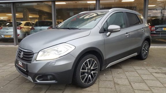 Suzuki SX4 S-Cross - 1.6 High Executive AllGrip // NAVI // CLIMA // PANO-DAK - 1