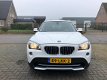 BMW X1 - SDrive18i Executive | Leder Navi Pro PDC | 1e eigenaar - 1 - Thumbnail