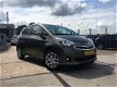 Toyota Verso S - 1.3 VVT-i Aspiration Achteruitrijcamera | Cruise control, Climate control | Navigat - 1 - Thumbnail