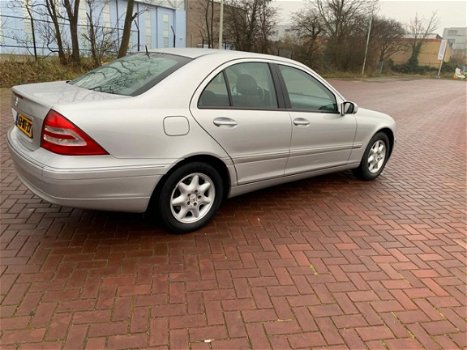 Mercedes-Benz C-klasse - C 200 CDI; SEDAN - 1