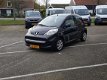 Peugeot 107 - SUBLIME 1.0i-12V 5drs Airco radio/cd Elektr ramen Centr Vergrend - 1 - Thumbnail