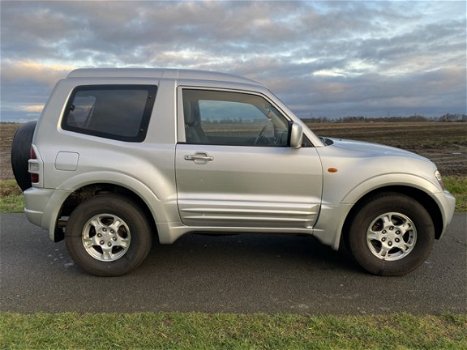 Mitsubishi Pajero - 3.2 Di-D GLS HR Clima / Cruise / Grijskenteken - 1