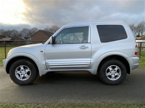 Mitsubishi Pajero - 3.2 Di-D GLS HR Clima / Cruise / Grijskenteken - 1