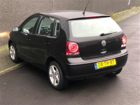 Volkswagen Polo - 1.4-16V Optive - 1