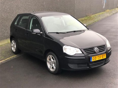 Volkswagen Polo - 1.4-16V Optive - 1