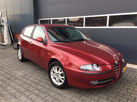 Alfa Romeo 147 - 1.6 TS Veloce Dist - 1