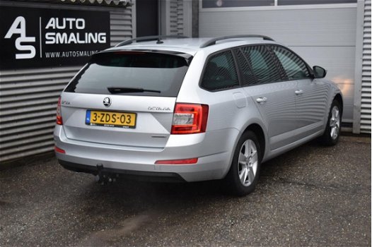 Skoda Octavia Combi - 1.6 Tdi 110pk Greenline Businessline *NAVI/CLIMA - 1