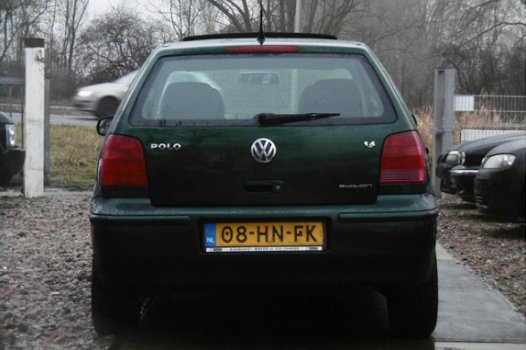 Volkswagen Polo - 1.4-16V Trendline 5DRS NAP/AIRCO/DAK/1JR APK - 1