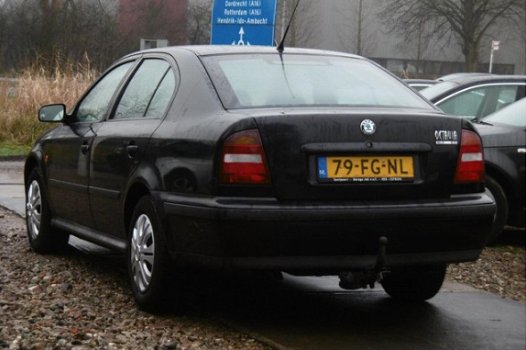 Skoda Octavia - 2.0 SLX NAP/AIRCO/ELEKRAM/APK - 1