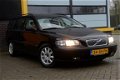 Volvo V70 - 2.4 Comfort Line / Leder / Airco / Goed onderhouden / Elec pakket / Allu velgen - 1 - Thumbnail