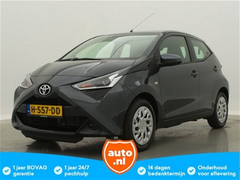 Toyota Aygo - 5-Drs 1.0 X-Play - 1