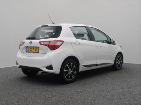 Toyota Yaris - 1.5 Hybrid Design Limited - 1