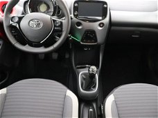 Toyota Aygo - 1.0 Vvt-I X-Joy