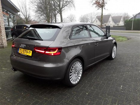 Audi A3 - 1.4 TFSI Ambition Pro Line plus , Top Auto Navigatie Full Map, Climate control - 1