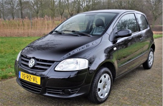 Volkswagen Fox - 1.2 Trendline *2e Eigenaar zeer nette staat*APK 10-2020 - 1