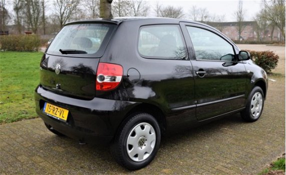 Volkswagen Fox - 1.2 Trendline *2e Eigenaar zeer nette staat*APK 10-2020 - 1