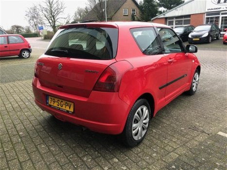 Suzuki Swift - 1.3 GLS / BJ'06 / STUURBEKR / AIRCO / KM STAND NAP / NIEUWE APK / - 1