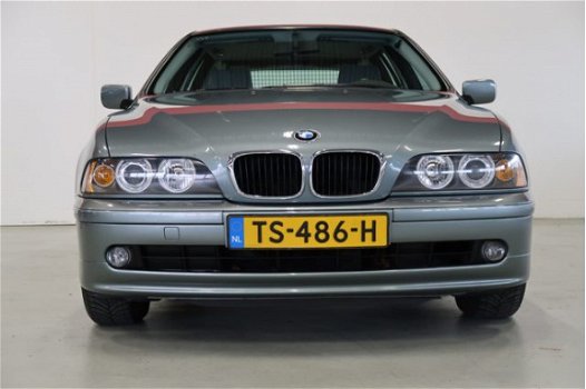 BMW 5-serie Touring - 520i Executive ZEER NETTE 520i LPG G3 155000km aantoonbaar onderhoudshistorie - 1