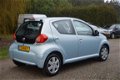 Toyota Aygo - 5 Deurs 127.000 km. Electr. pakket - 1 - Thumbnail