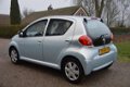 Toyota Aygo - 5 Deurs 127.000 km. Electr. pakket - 1 - Thumbnail