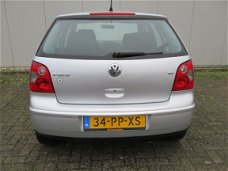 Volkswagen Polo - 1.4-16V Athene