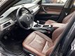 BMW 3-serie - 320d Executive | Leer | Xenon | Elekt. Schuifdak | Autom. Airco | 18