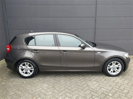 BMW 1-serie - 116i Business Line NL-Auto Airco - 1