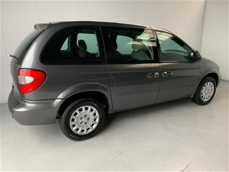 Chrysler Grand Voyager - 2.4i SE Airco PDC 140.874km NAP - 1