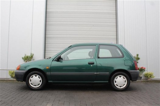 Toyota Starlet - 1.3-16V - Trekhaak - Nieuwe APK + Beurt - 1