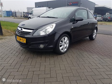 Opel Corsa - 1.2-16V Cosmo - 1