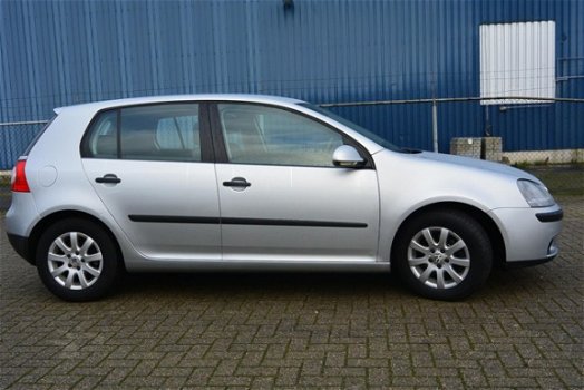 Volkswagen Golf - 1.9 TDI Comfortline - 1