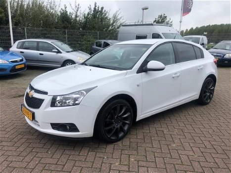 Chevrolet Cruze - 1.8 LTZ NAVI, PDC, CRUISE-CONTROL, 106dkm - 1