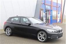 BMW 1-serie - 116i High Executive | Navi / MF-Stuur / Airco