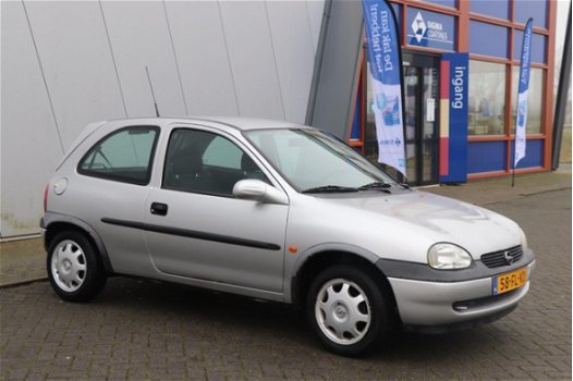 Opel Corsa - 1.2i-16V Onyx | Stuurbekrachtiging / 1jr APK / NL AUTO - 1