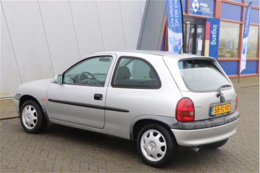 Opel Corsa - 1.2i-16V Onyx | Stuurbekrachtiging / 1jr APK / NL AUTO - 1