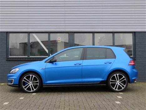 Volkswagen Golf - 1.4 TSI GTE EX BTW Leer/ Schuifdak/ Camera/ 18 inch/ Stoelverwarming/ DAB - 1