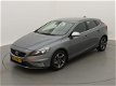 Volvo V40 - 2.0 D2 120PK R-Design Business - 1 - Thumbnail