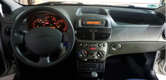 Fiat Punto - 1.2-16V Emotion APK tm 21-03-2021 cv 5 deurs Airco - 1