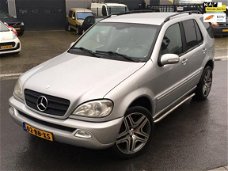 Mercedes-Benz ML-klasse - 270 CDI AUT 2002 Grijs Kenteken/Nette Auto