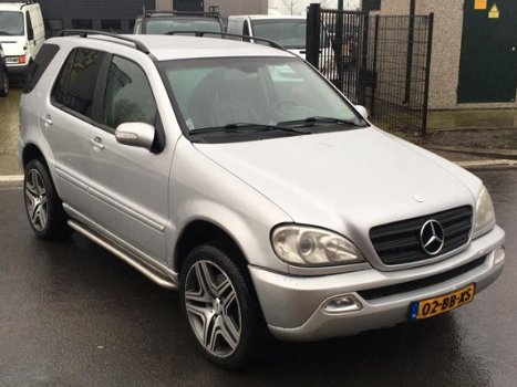 Mercedes-Benz ML-klasse - 270 CDI AUT 2002 Grijs Kenteken/Nette Auto - 1