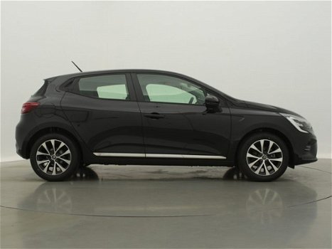 Renault Clio - TCe 100 Zen // Navi / 16